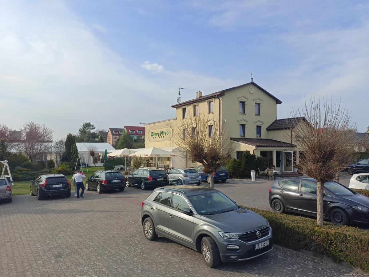 Zajazd Stary Mlyn Świdwin Exterior foto